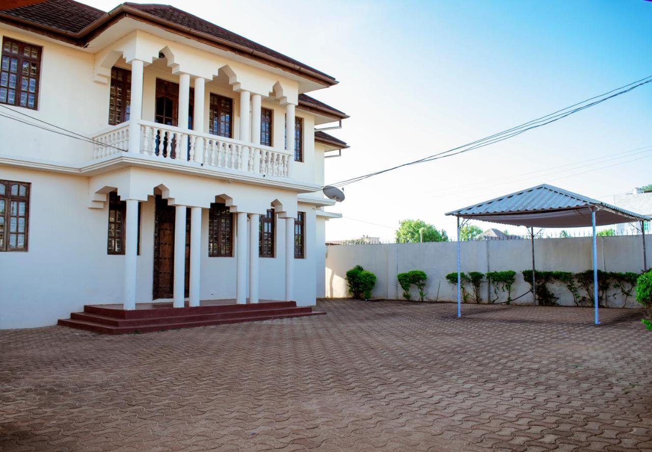 Sulkhan Serviced Apartment Chukwani Exterior photo