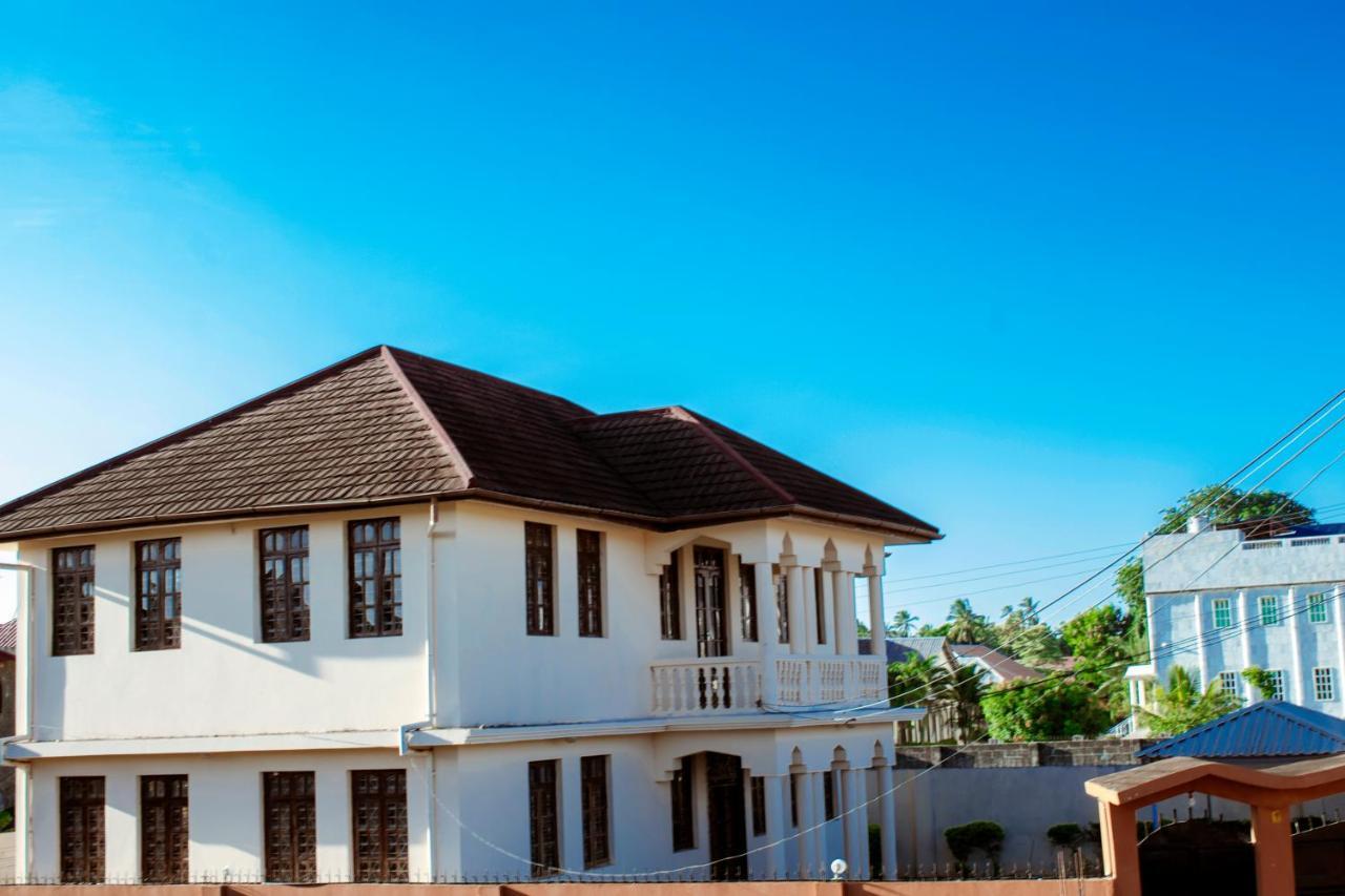 Sulkhan Serviced Apartment Chukwani Exterior photo
