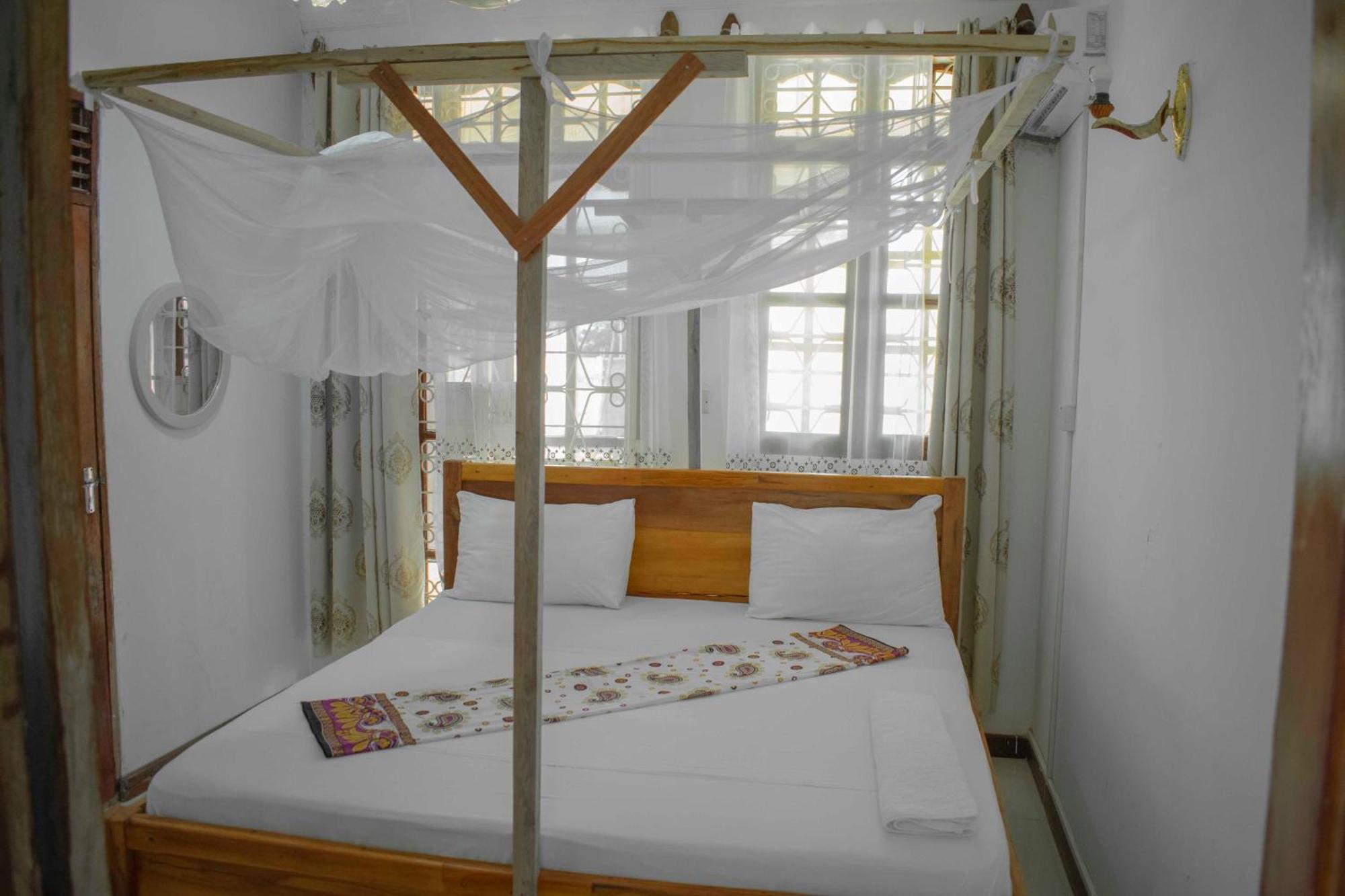 Sulkhan Serviced Apartment Chukwani Exterior photo
