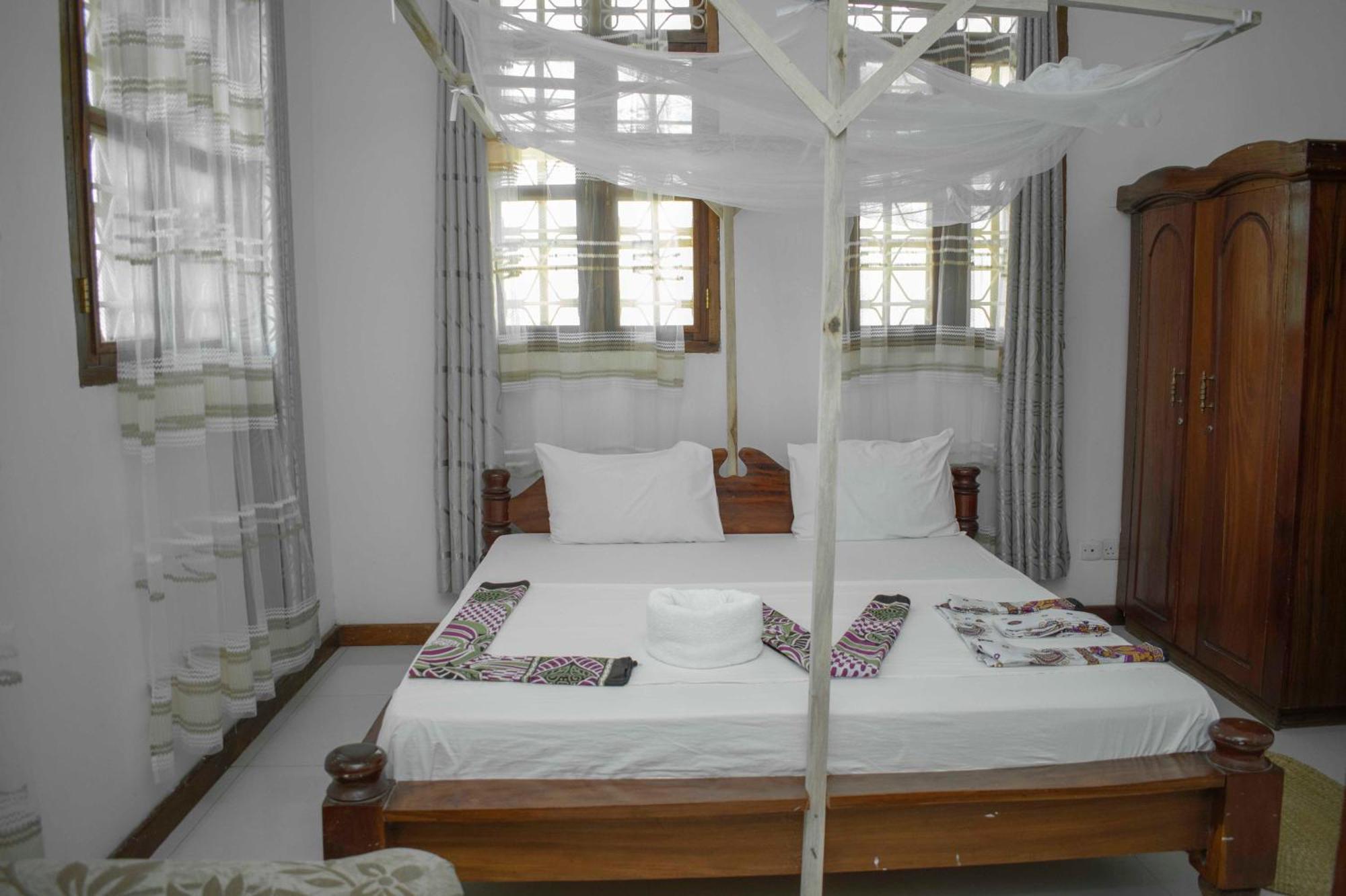 Sulkhan Serviced Apartment Chukwani Exterior photo